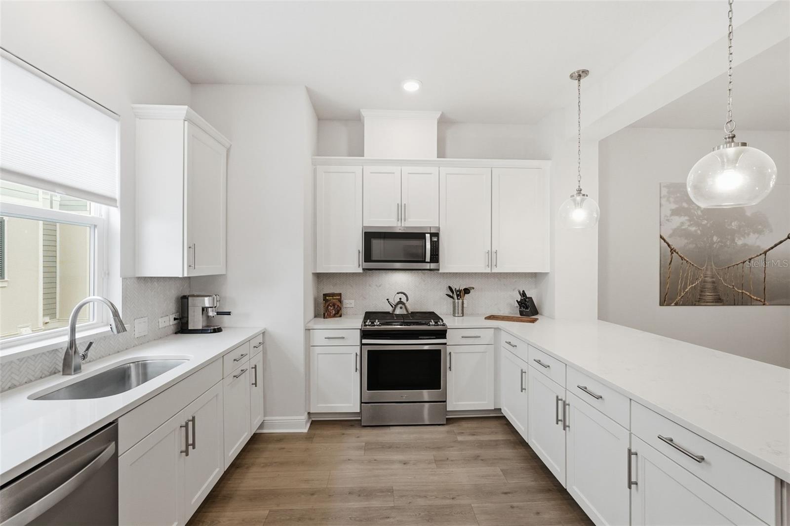 BURLINGTON TWNHMS REP - Residential