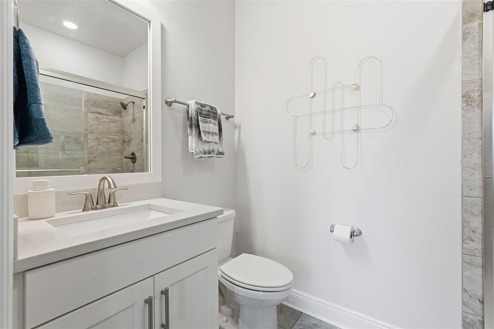 BURLINGTON TWNHMS REP - Residential