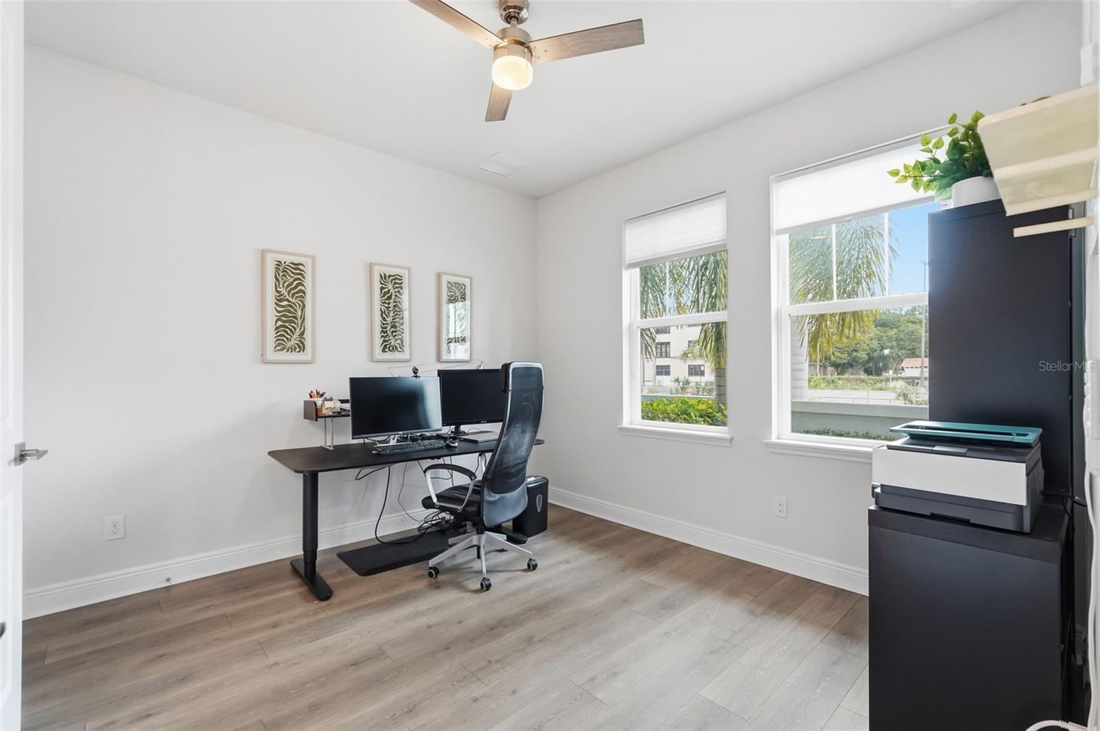 BURLINGTON TWNHMS REP - Residential