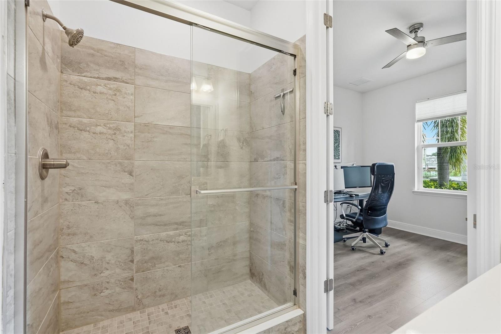 BURLINGTON TWNHMS REP - Residential