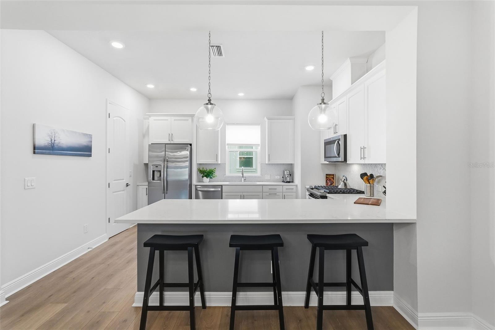 BURLINGTON TWNHMS REP - Residential