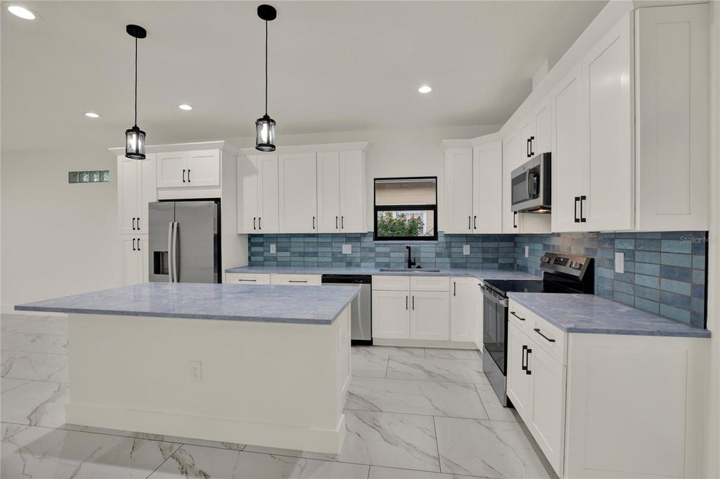 Photo of 2725 W Green Street, Tampa, FL 33607 (MLS # TB8552930)