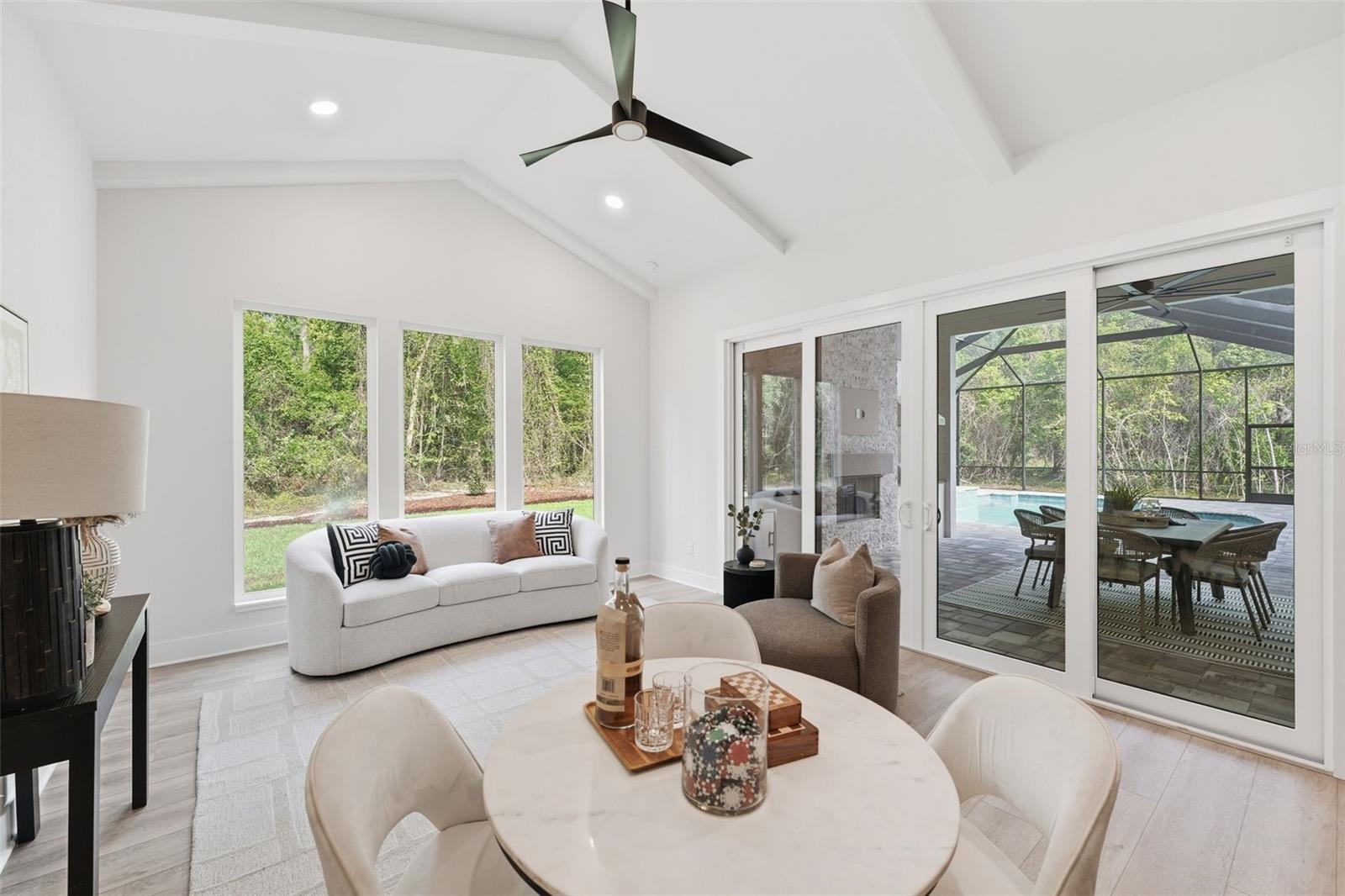 FLINT ROCK AGRIHOOD - Residential