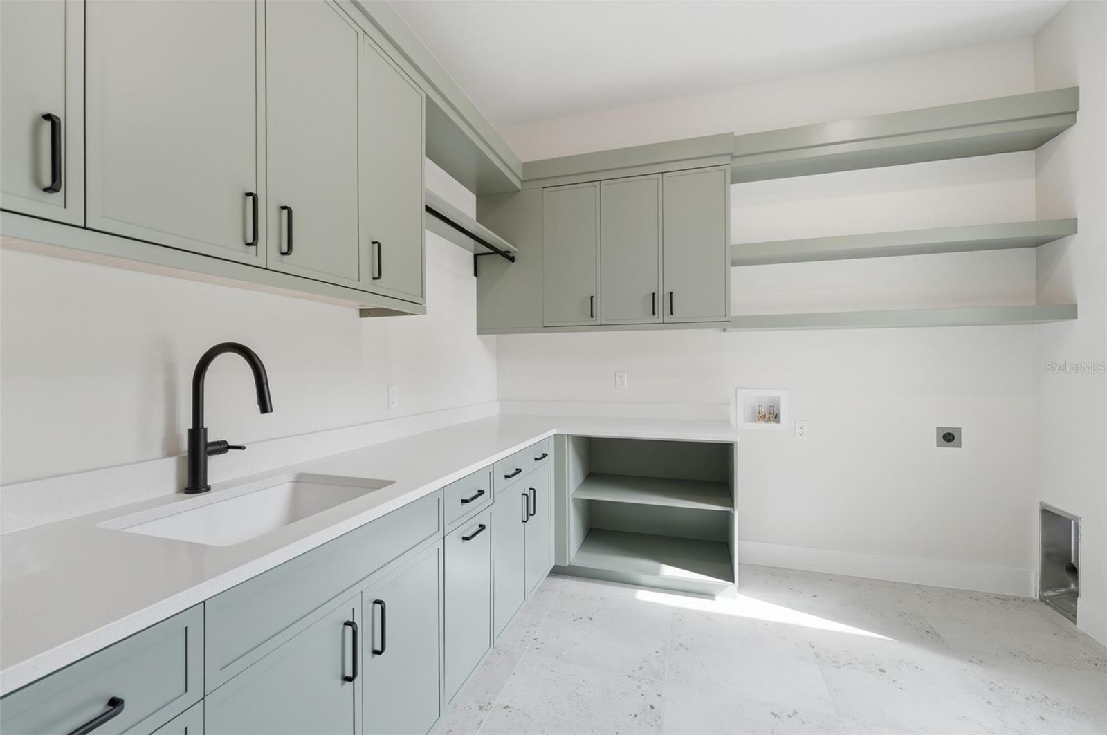 FLINT ROCK AGRIHOOD - Residential