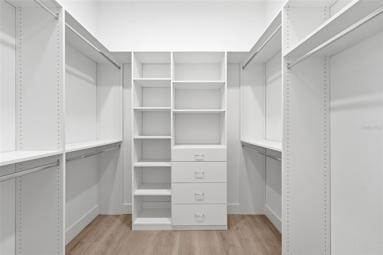 FLINT ROCK AGRIHOOD - Residential