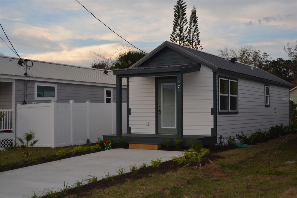 Photo of 575 2nd Street, Oviedo, FL 32765 (MLS # O6240754)