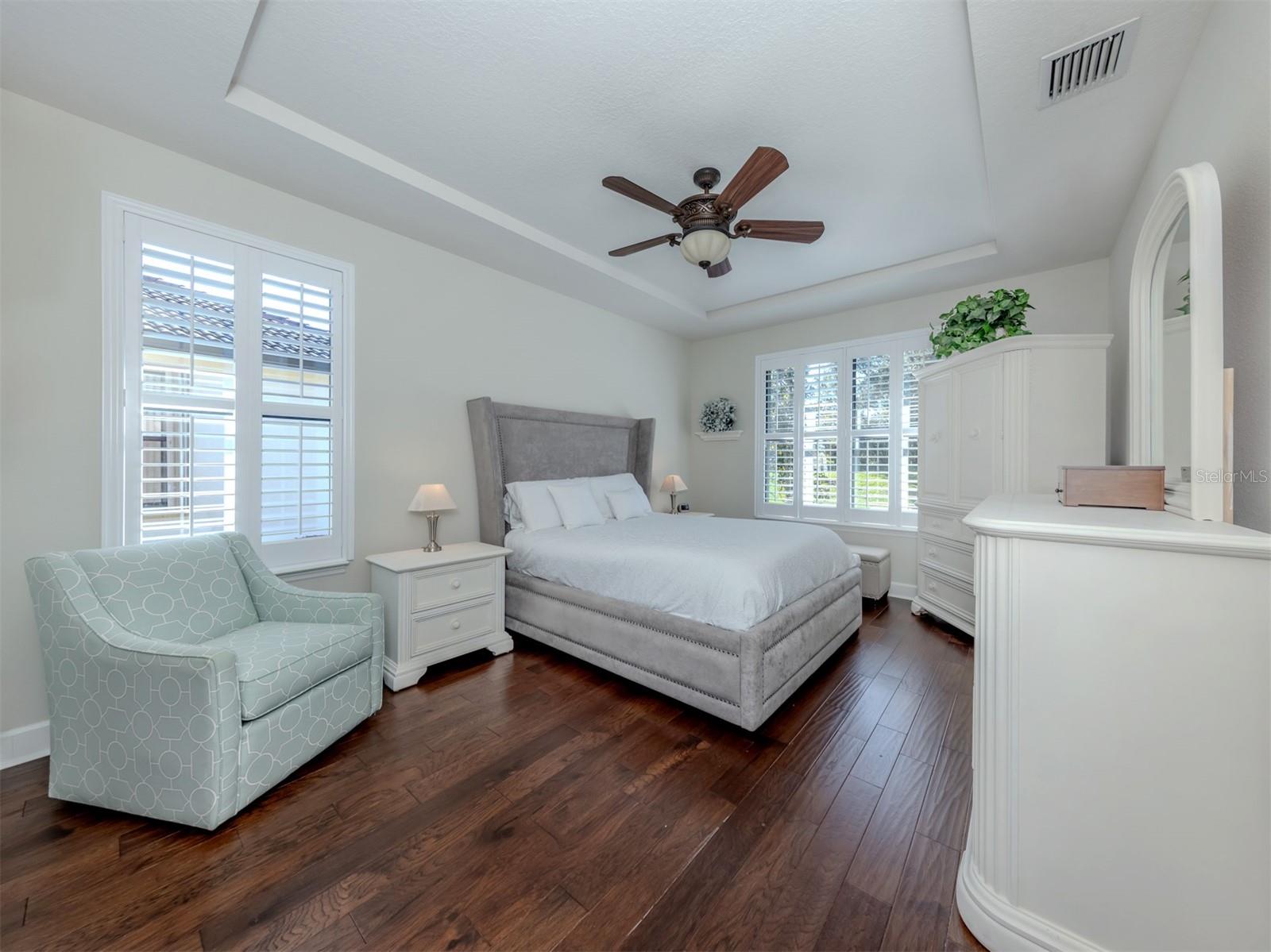 VENETIAN FALLS PH 3 - Residential