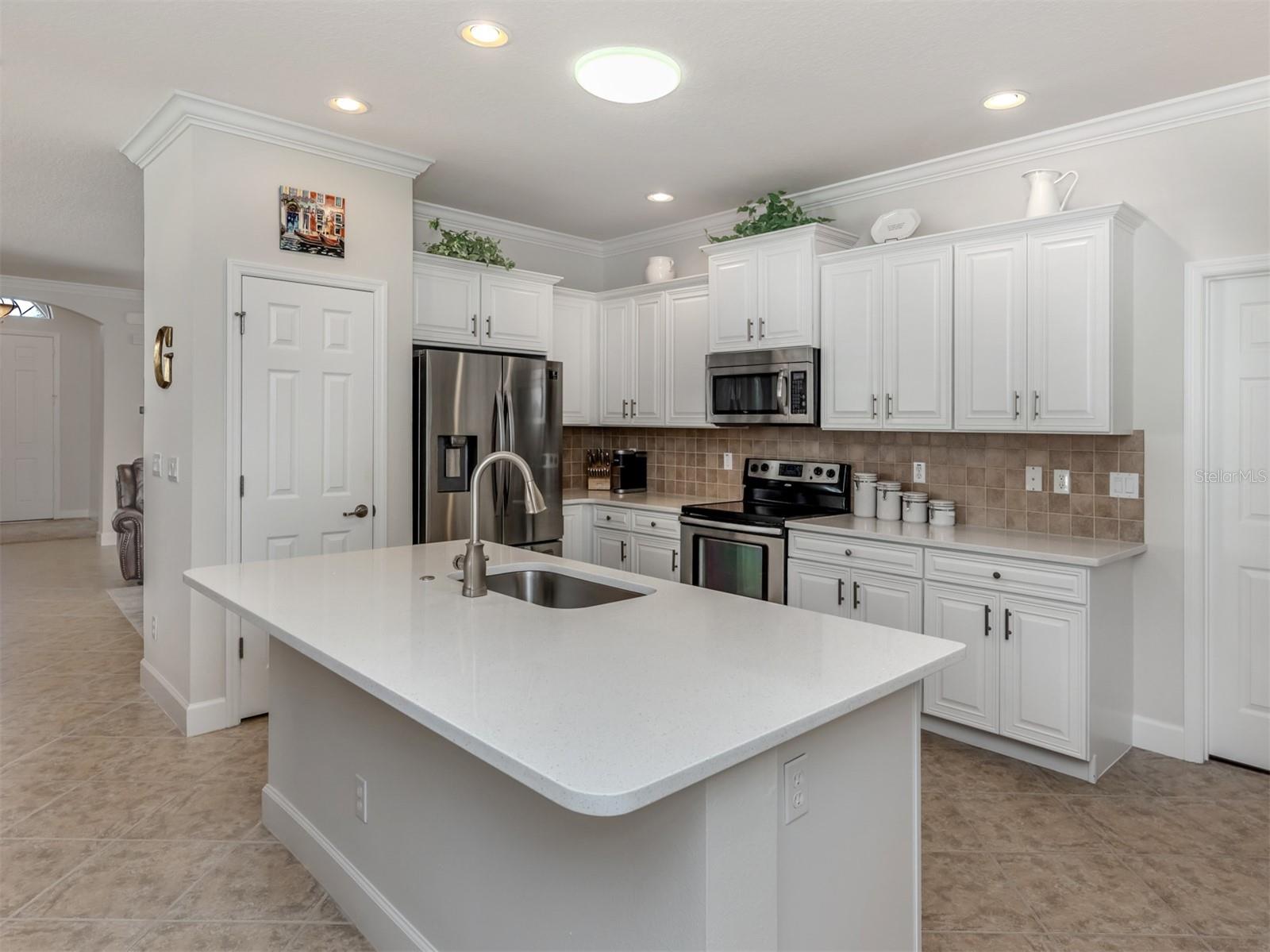 VENETIAN FALLS PH 3 - Residential