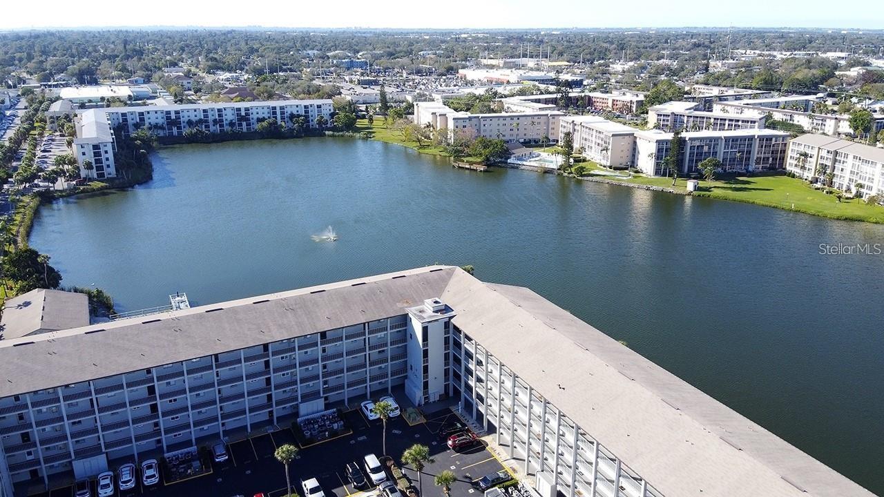BAYSHORE ON THE LAKE APTS III SEC1 - Residential Lease