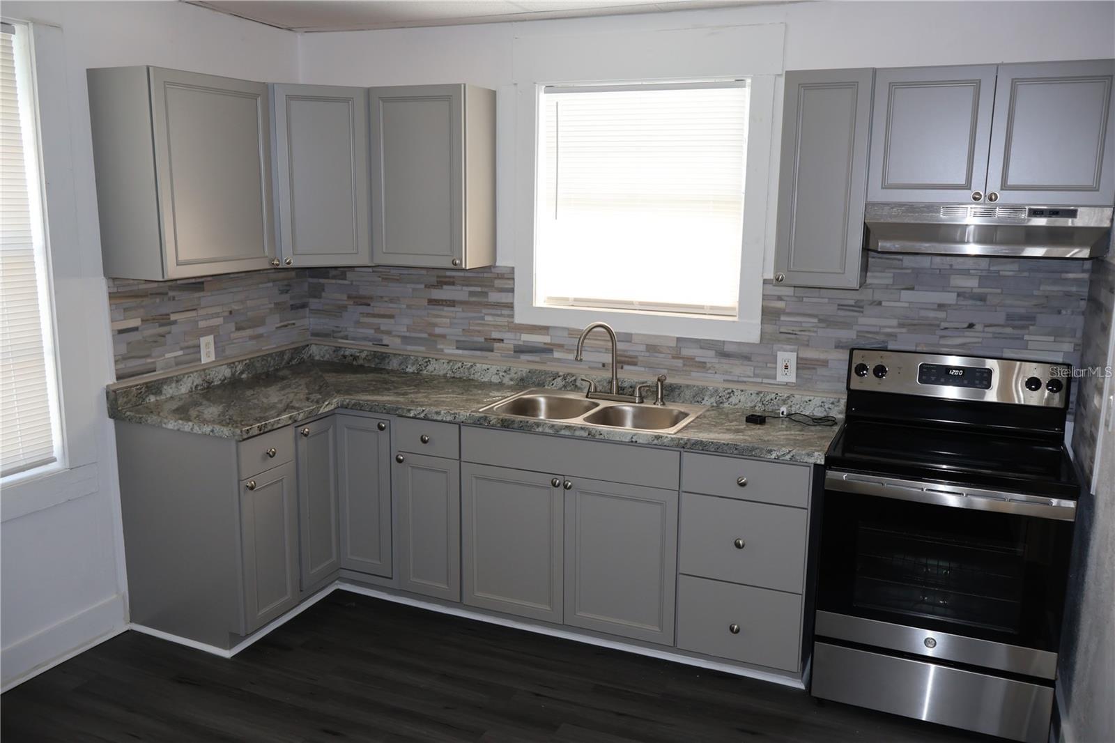 MAC FARLANES REV MAP OF ADD - Residential Lease