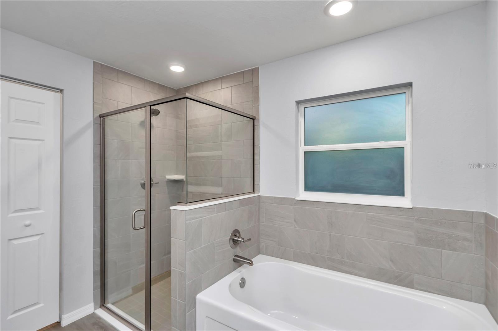 BAHIA OAKS - Residential Lease