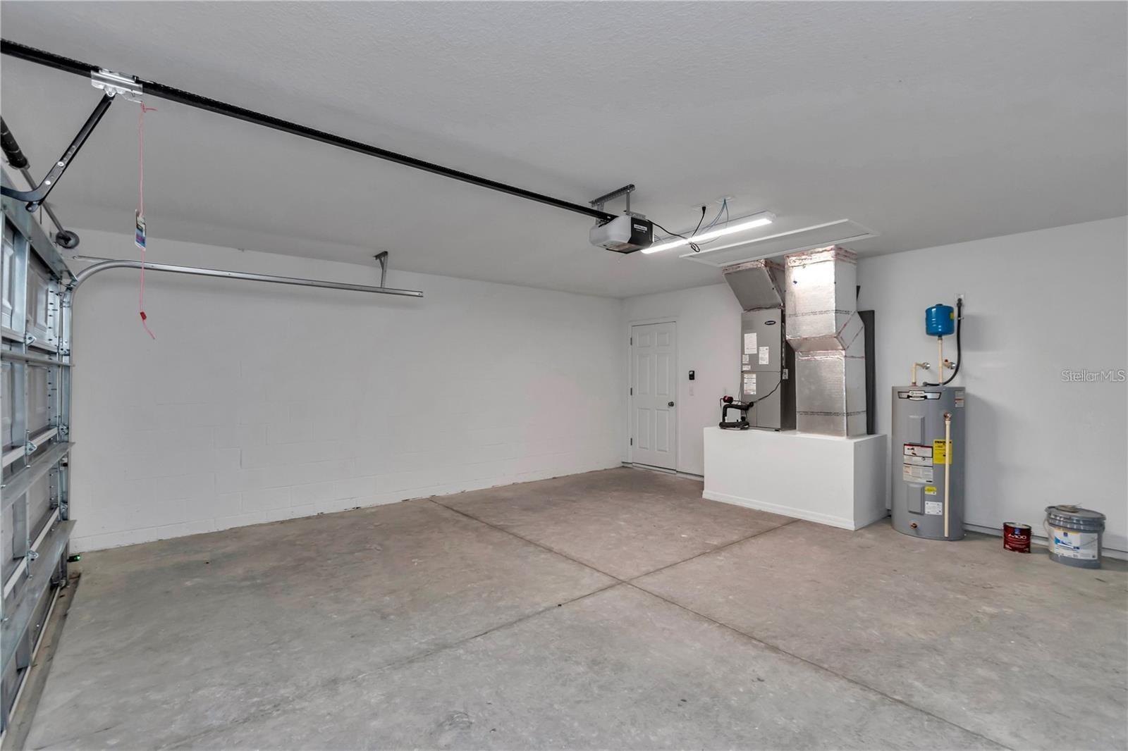 BAHIA OAKS - Residential Lease