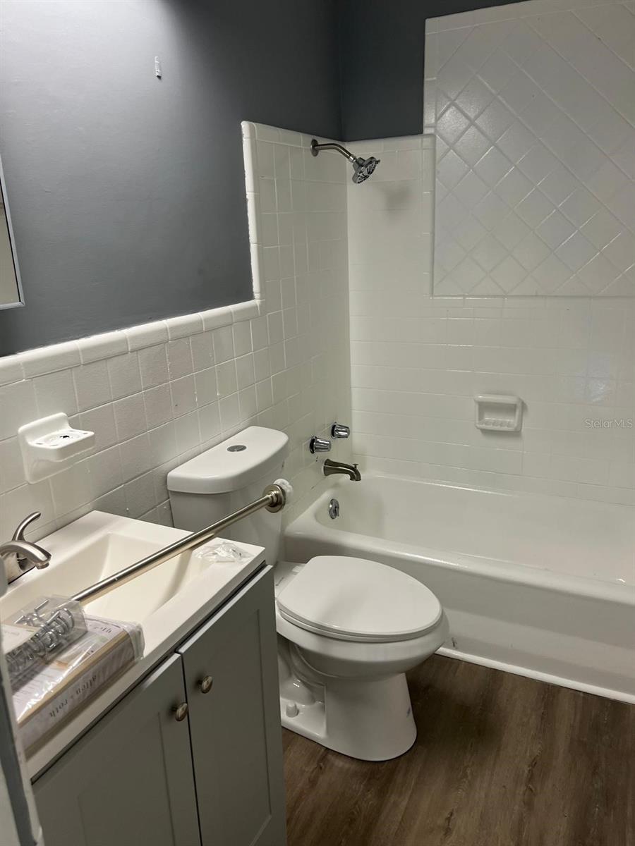 EUSTIS LAKEVIEW COURT ADD - Residential