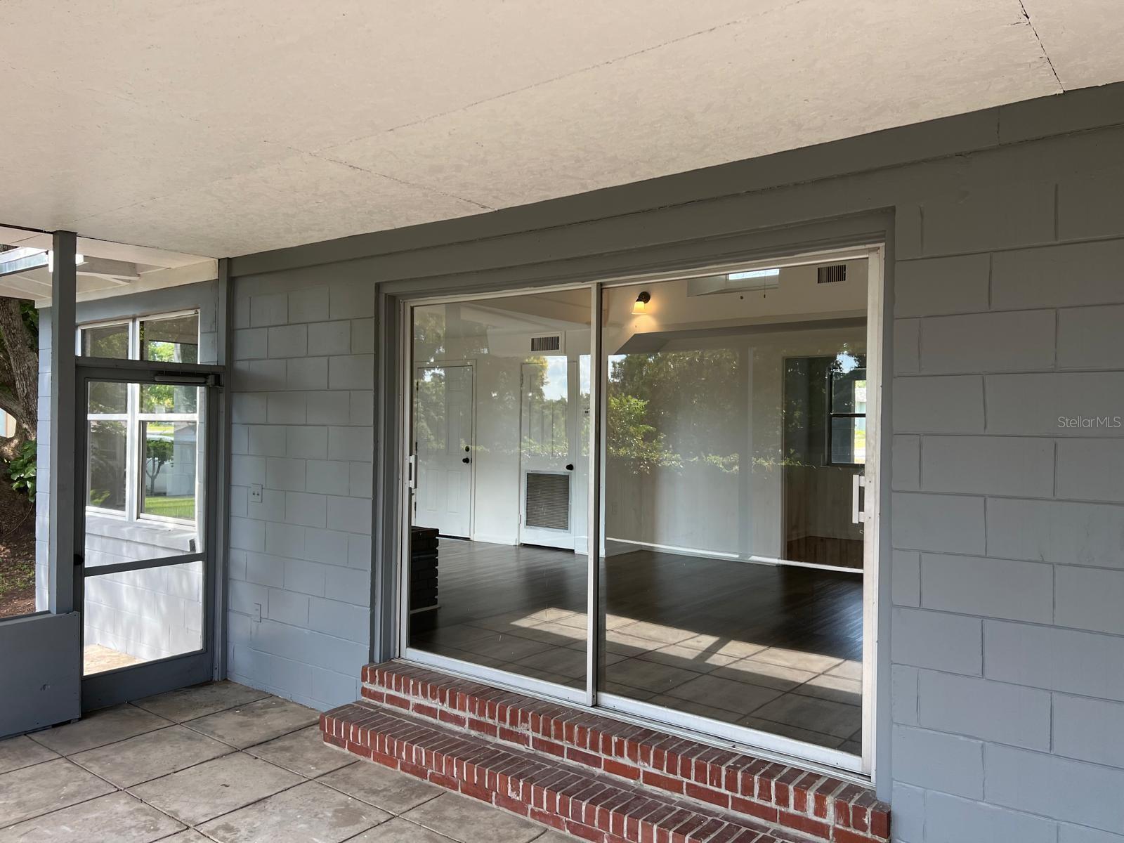 EUSTIS LAKEVIEW COURT ADD - Residential