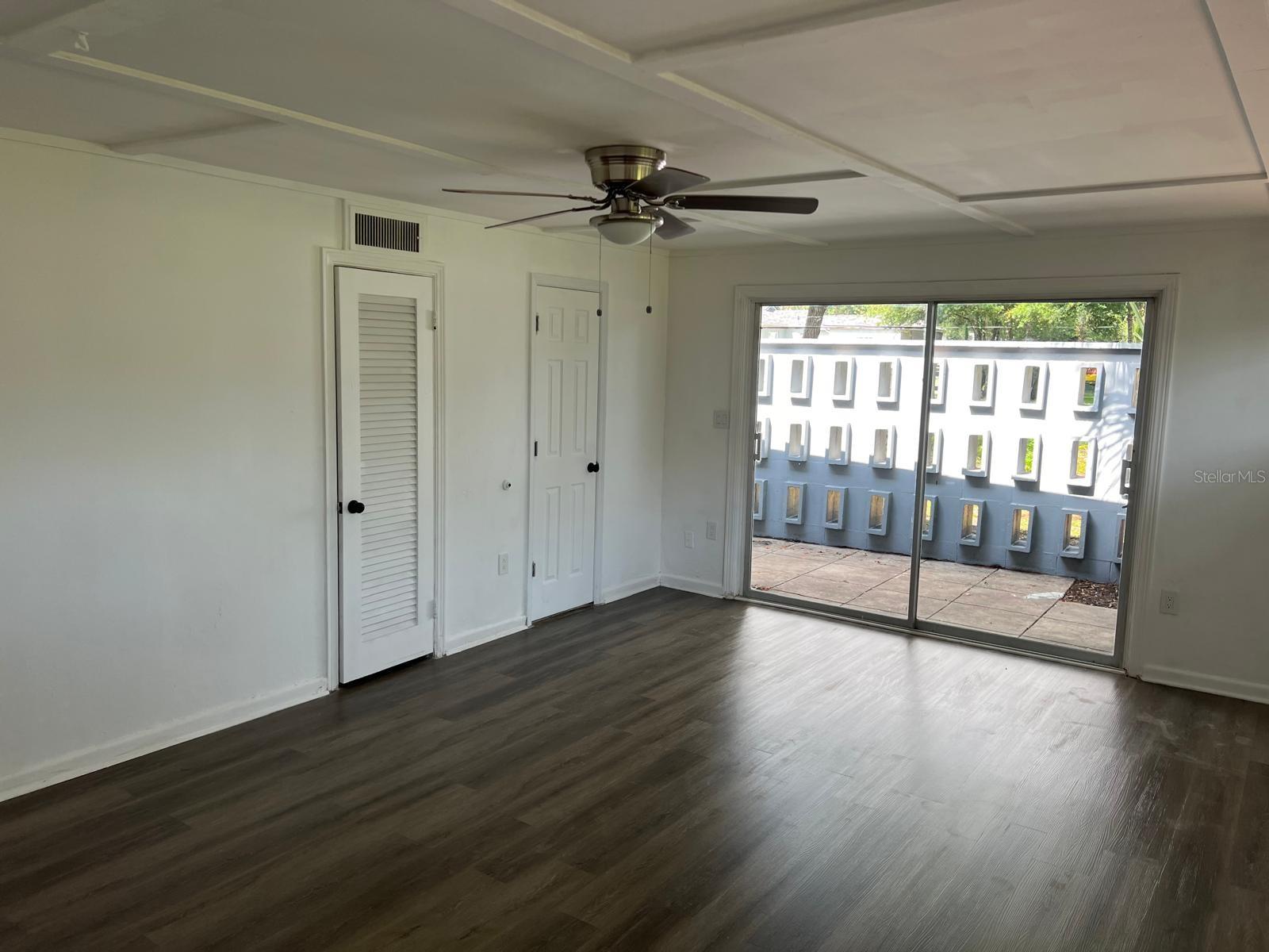 EUSTIS LAKEVIEW COURT ADD - Residential