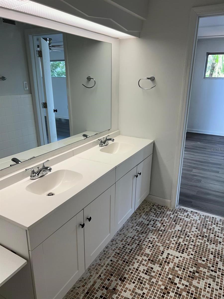 EUSTIS LAKEVIEW COURT ADD - Residential