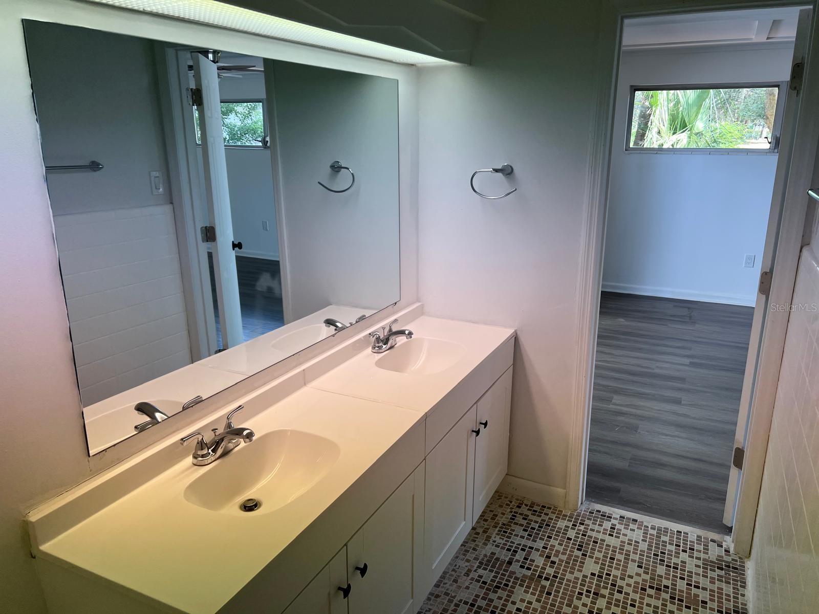 EUSTIS LAKEVIEW COURT ADD - Residential