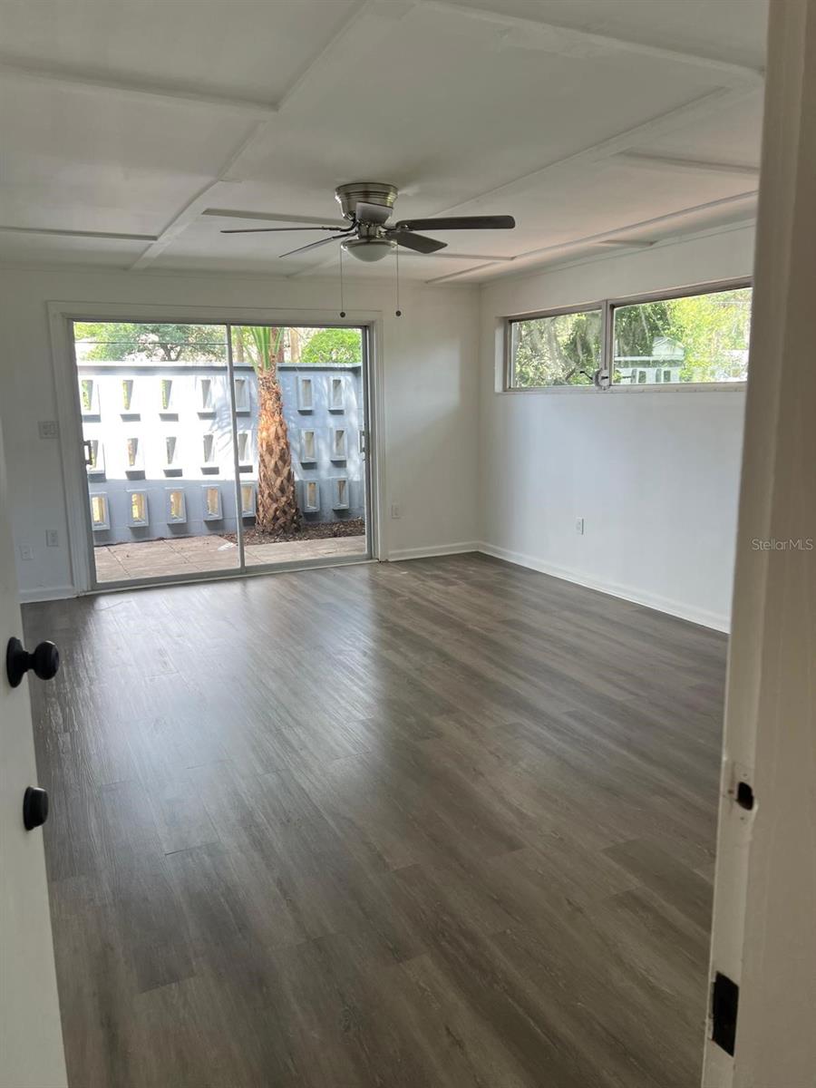 EUSTIS LAKEVIEW COURT ADD - Residential