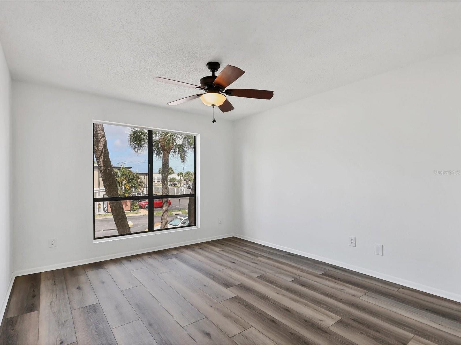 BENEVA RIDGE - Residential