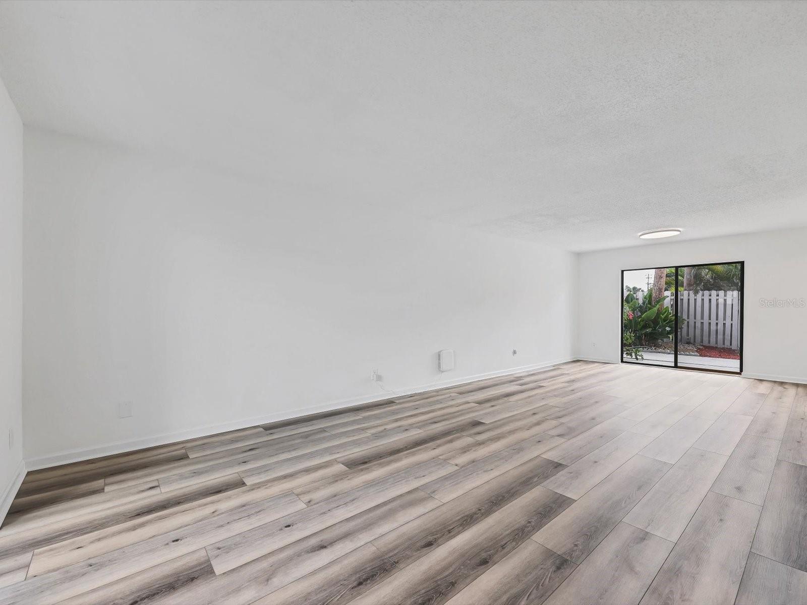 BENEVA RIDGE - Residential