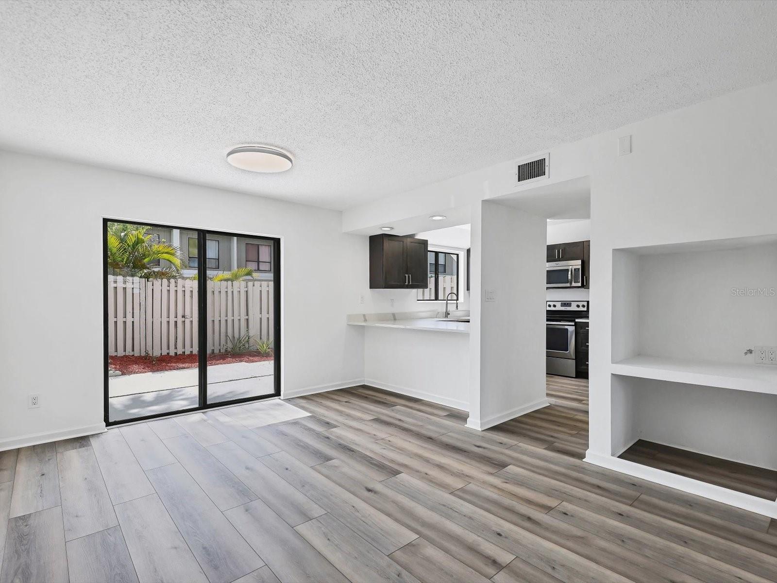BENEVA RIDGE - Residential