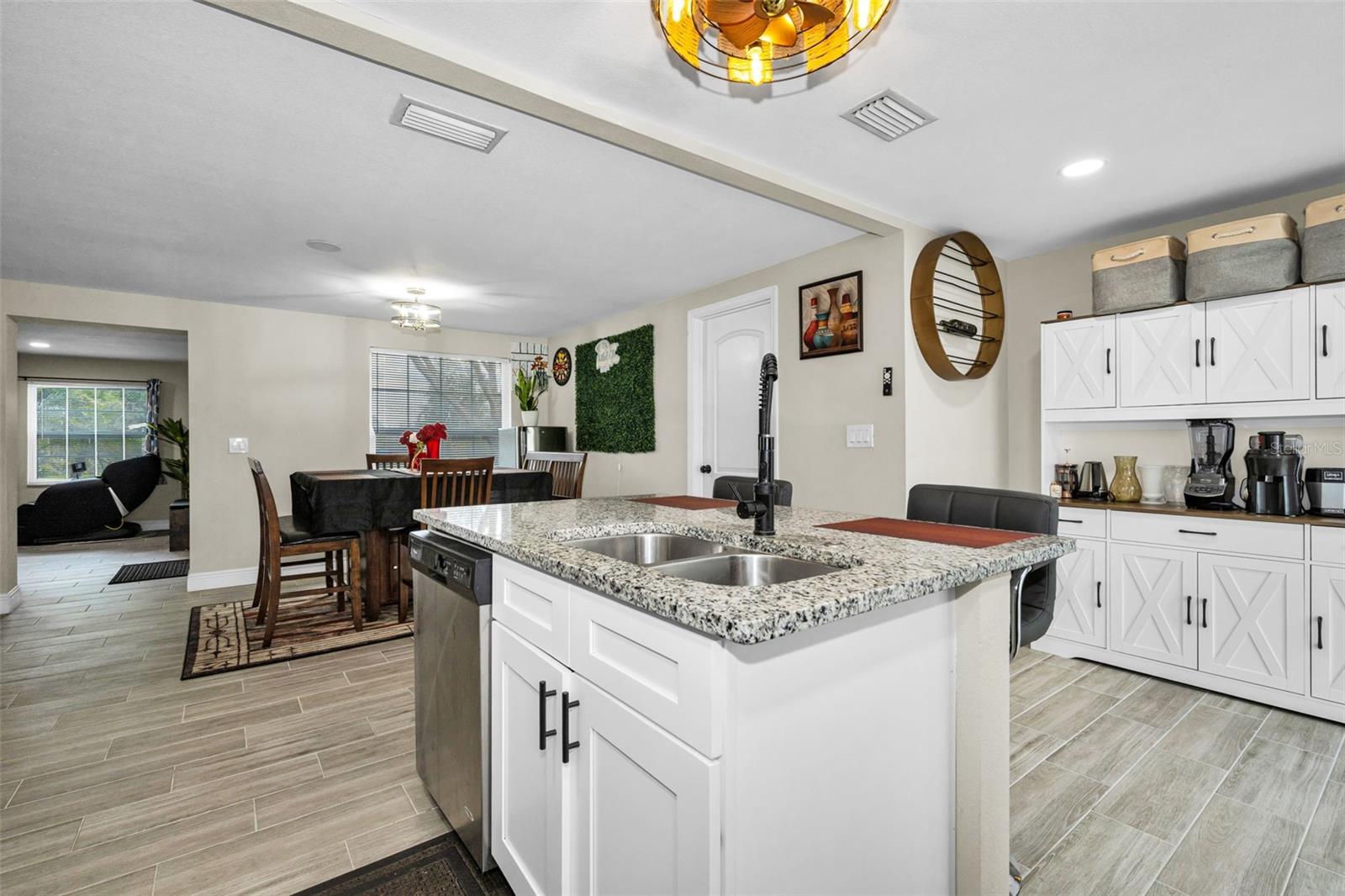 SHANGRI LA SUB UNIT - Residential