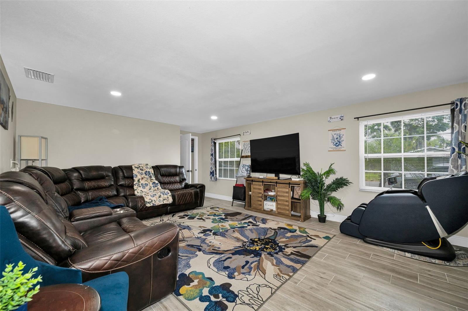 SHANGRI LA SUB UNIT - Residential