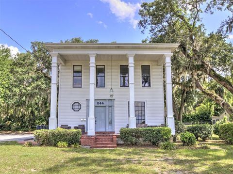 944 E SILVER SPRINGS BOULEVARD OCALA FL 34470