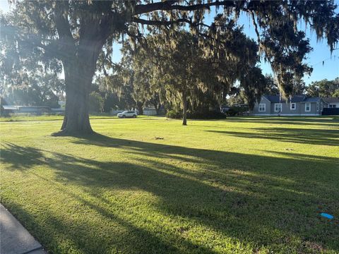 425 W BROADWAY STREET FORT MEADE FL 33841