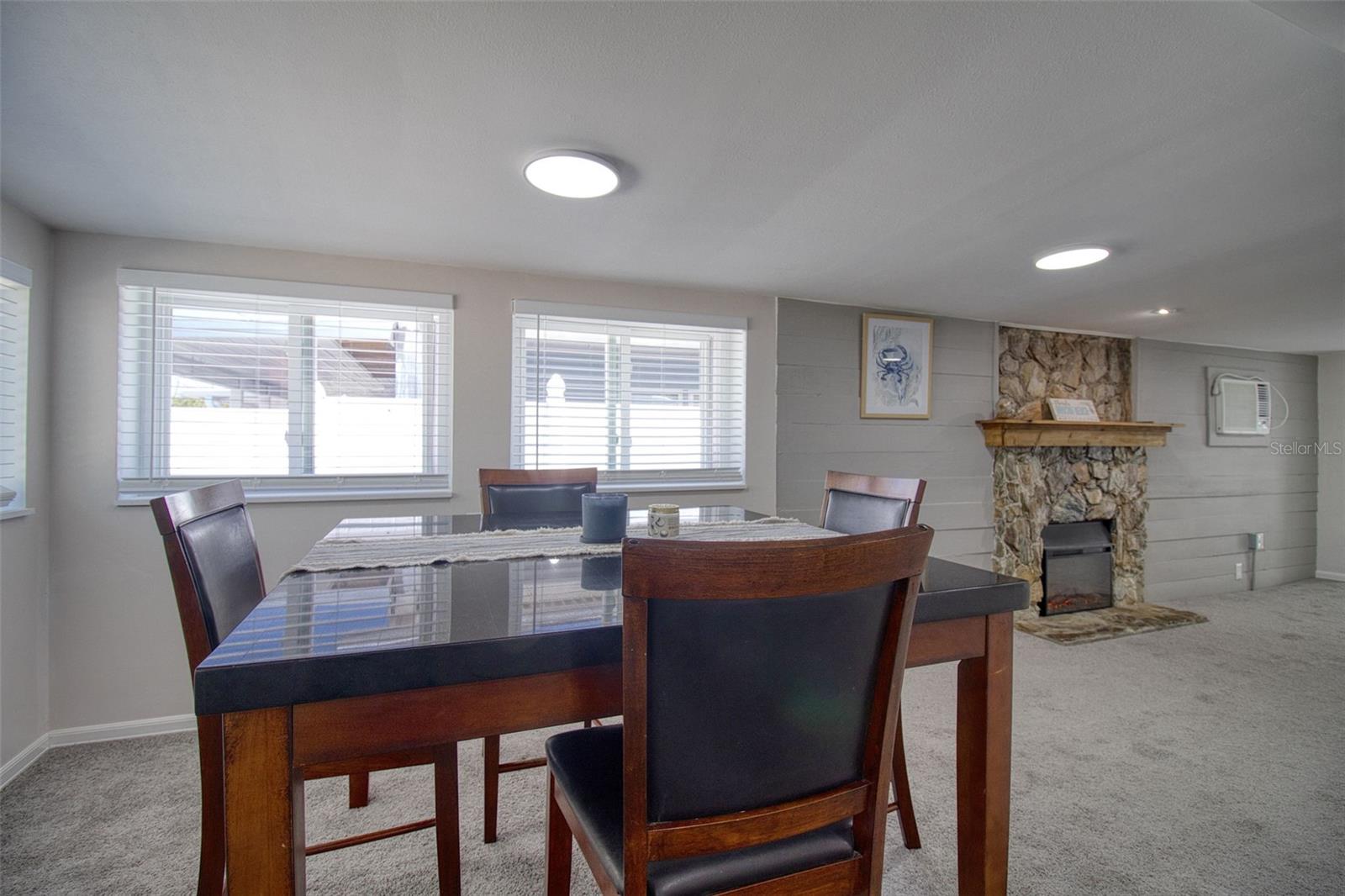 VISTA DEL MAR - Residential