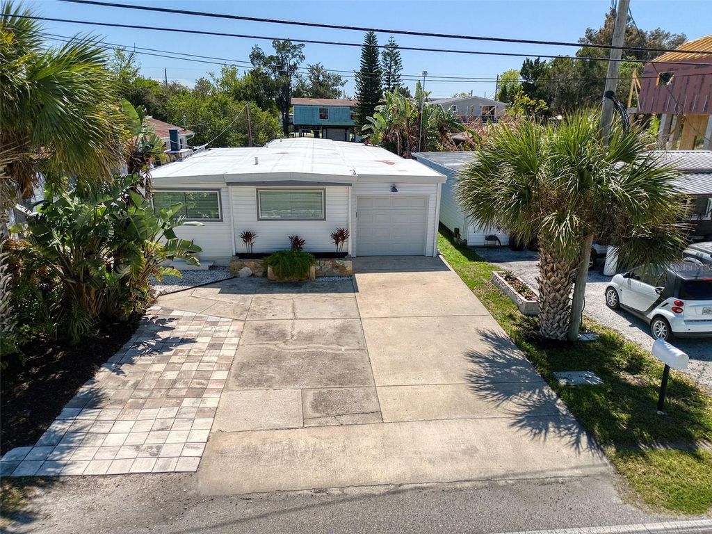 Photo of 6820 Sea Ranch Drive, Hudson, FL 34667 (MLS # W7884082)