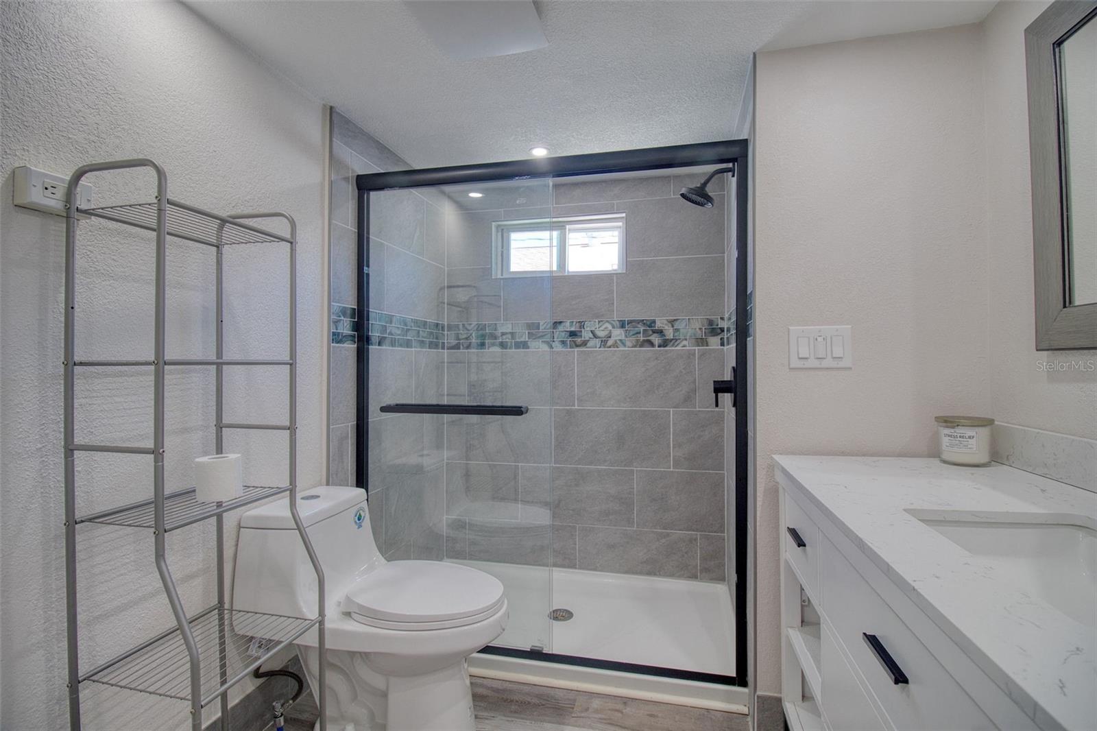 VISTA DEL MAR - Residential