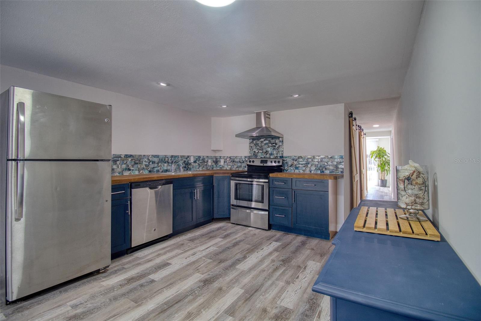 VISTA DEL MAR - Residential