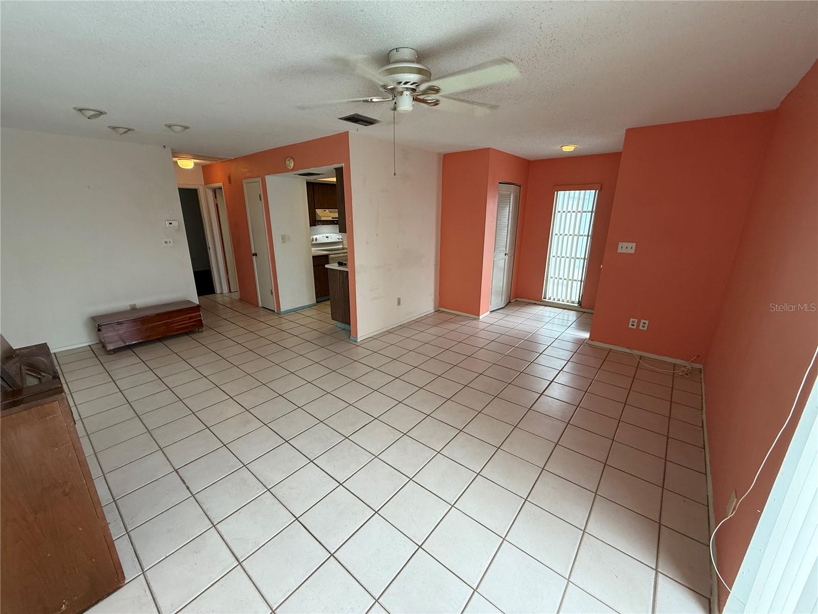 HIGHLAND LAKES CONDO - Residential