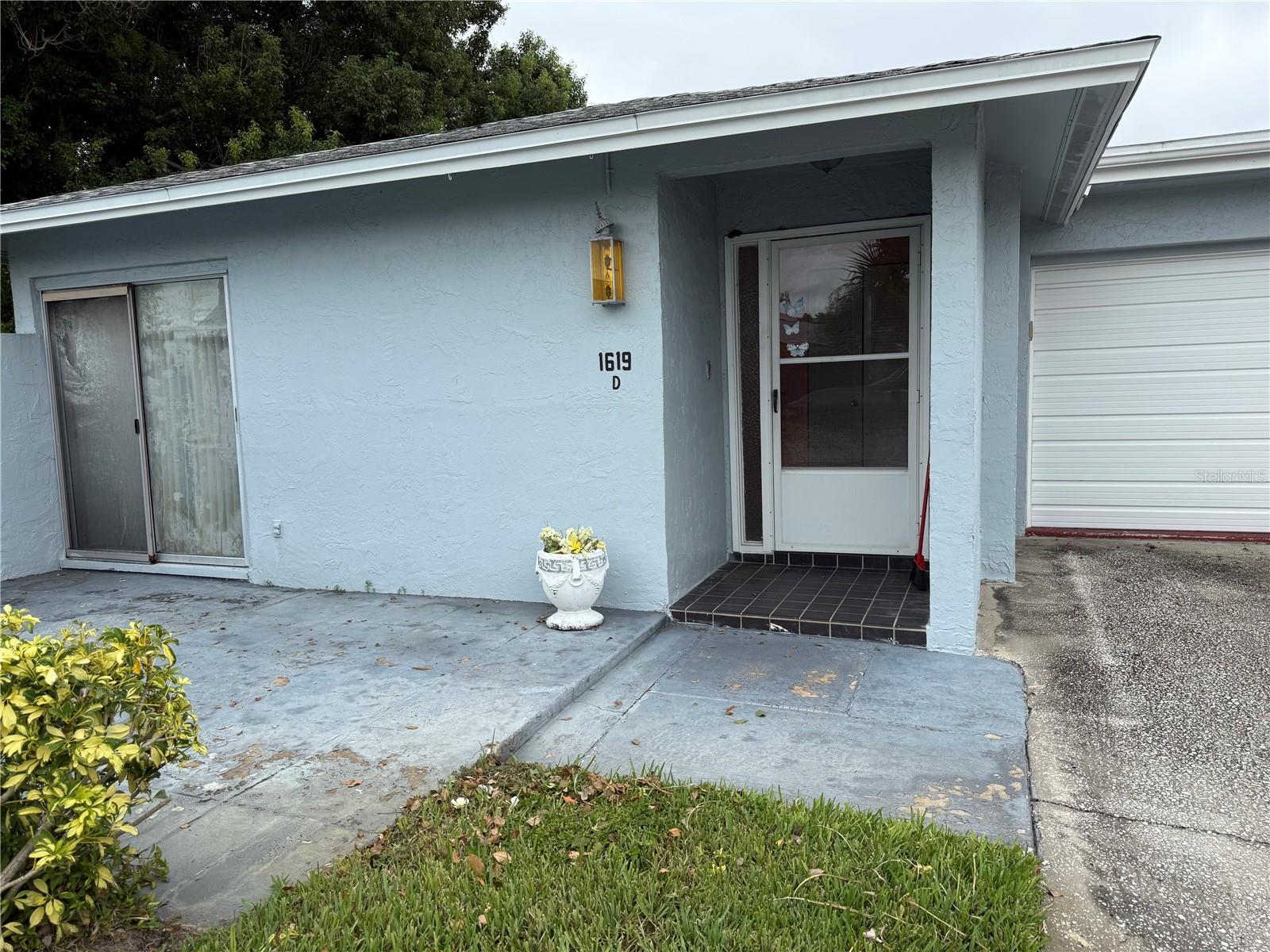 HIGHLAND LAKES CONDO - Residential