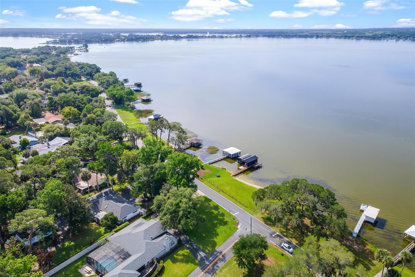 LAKE FOREST - Residential