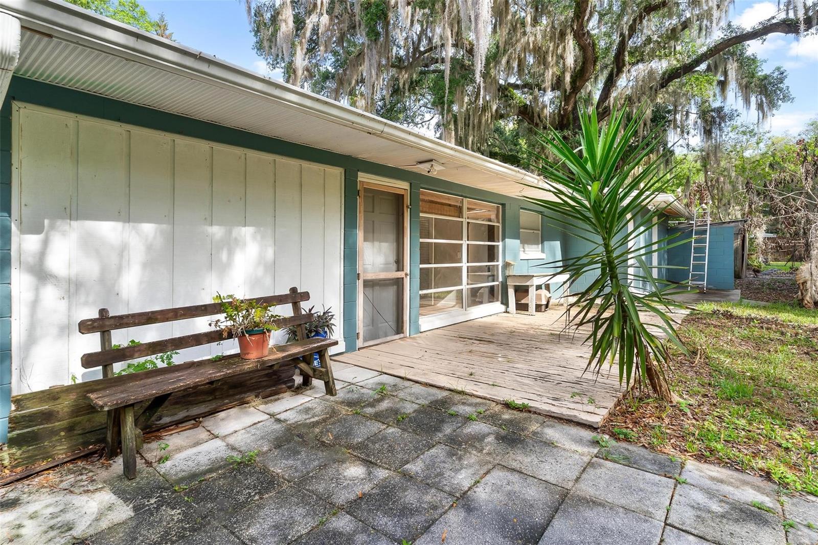 LAKE FOREST - Residential