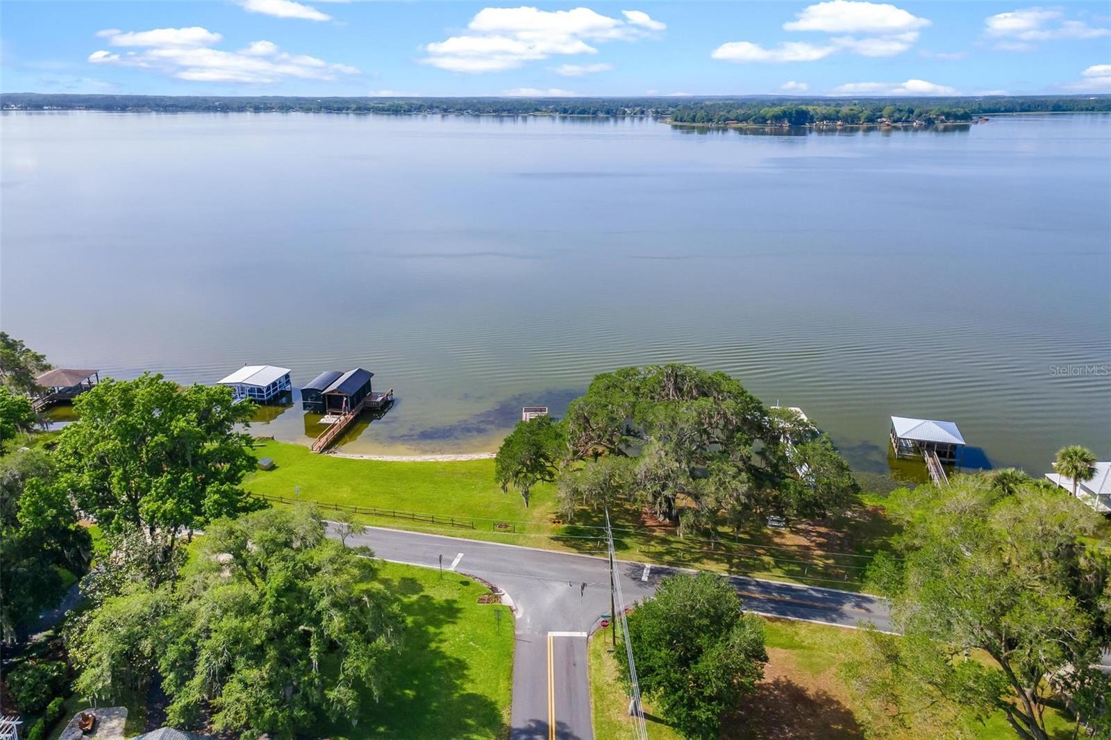 LAKE FOREST - Residential