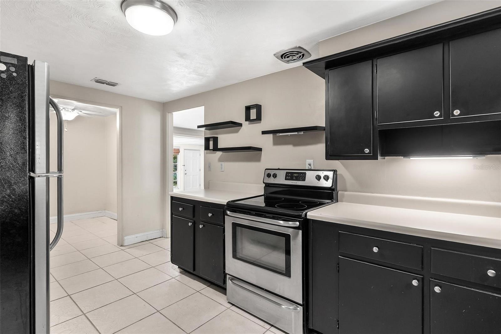 LAKE FOREST - Residential