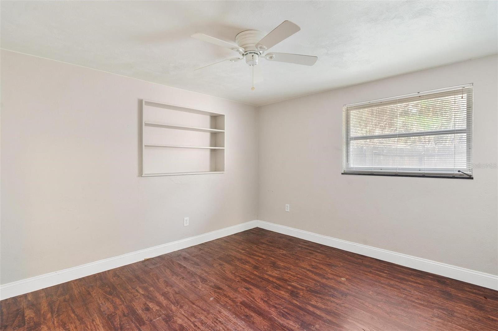 LAKE FOREST - Residential