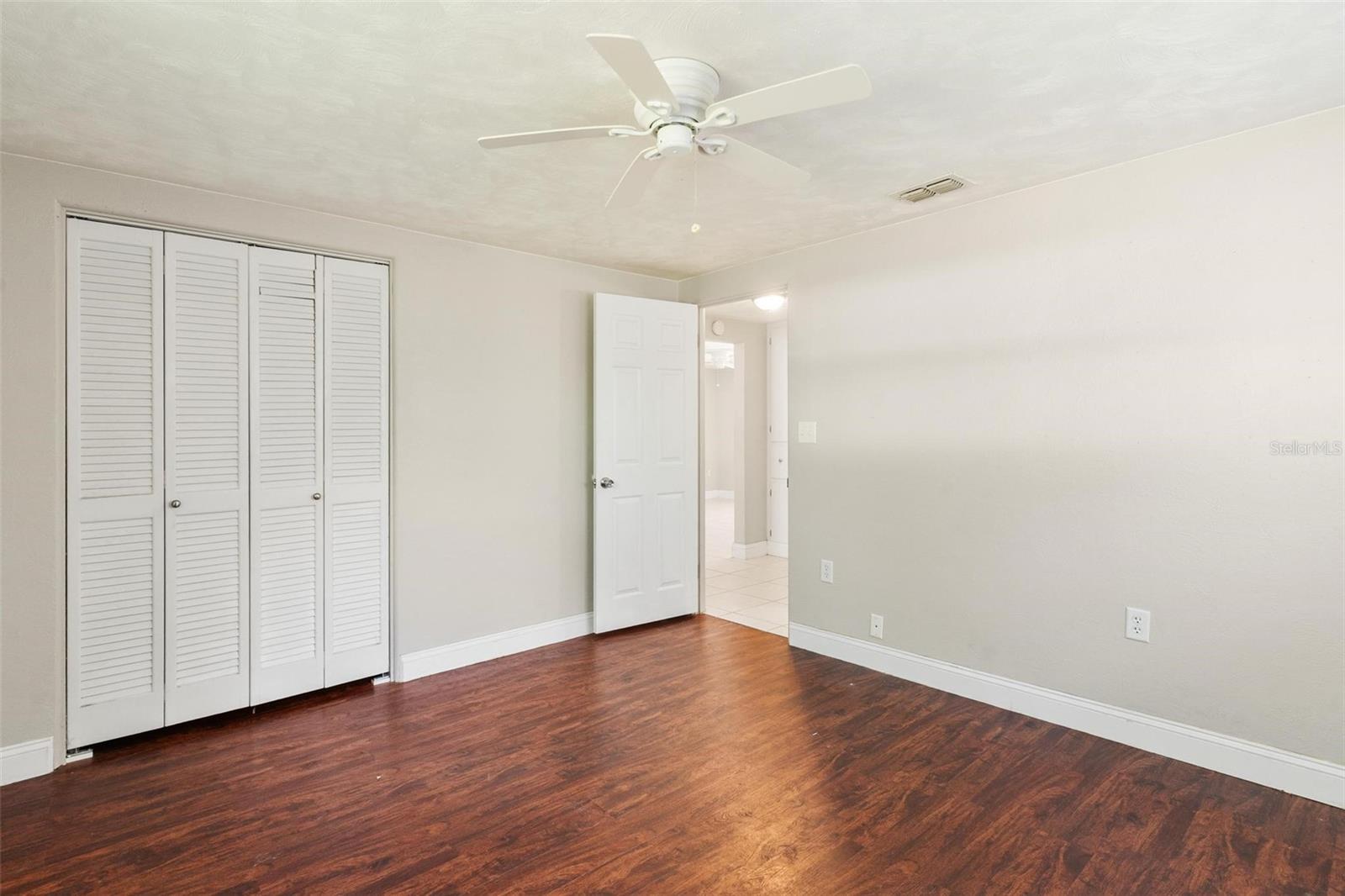 LAKE FOREST - Residential