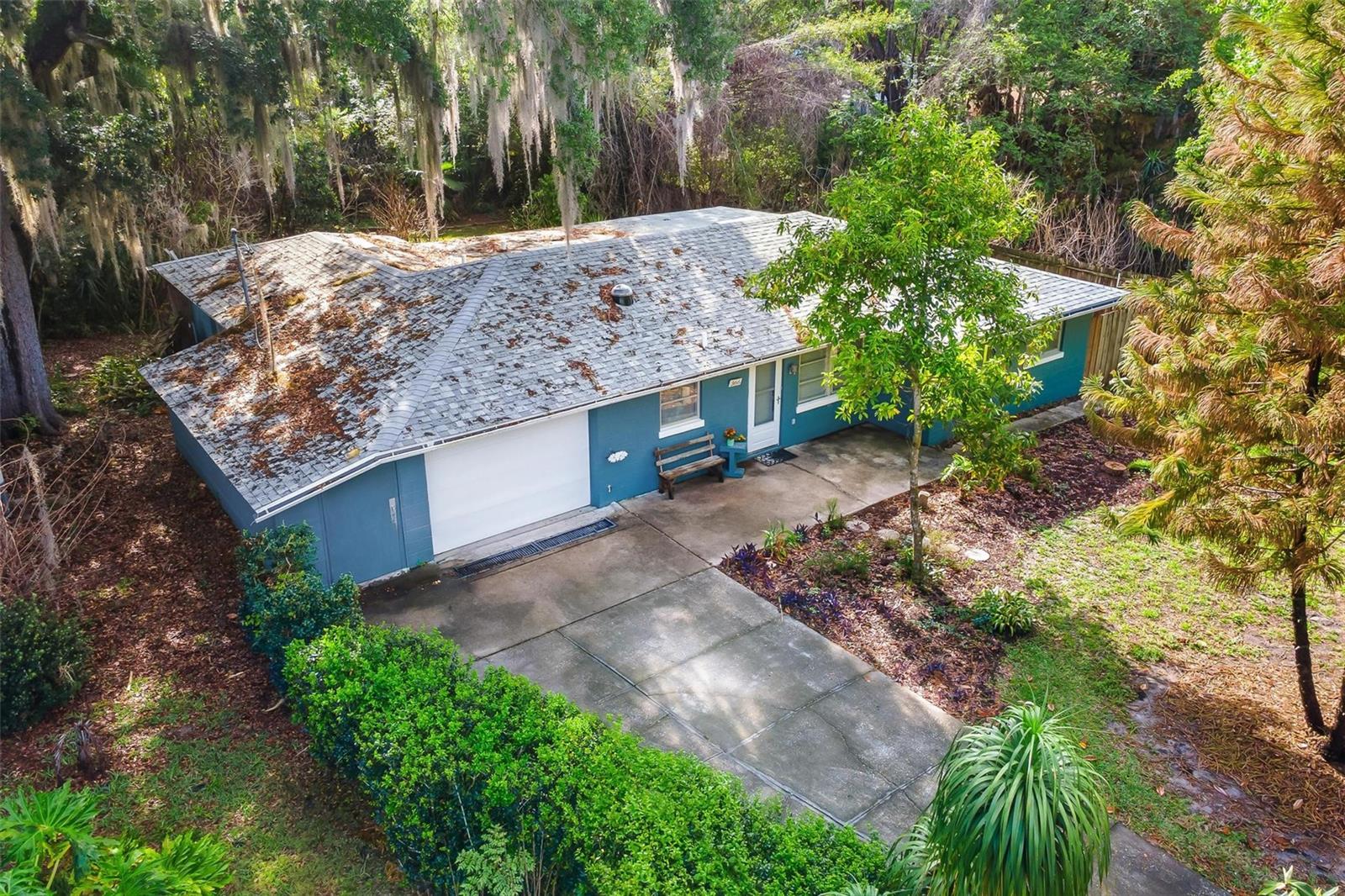 LAKE FOREST - Residential