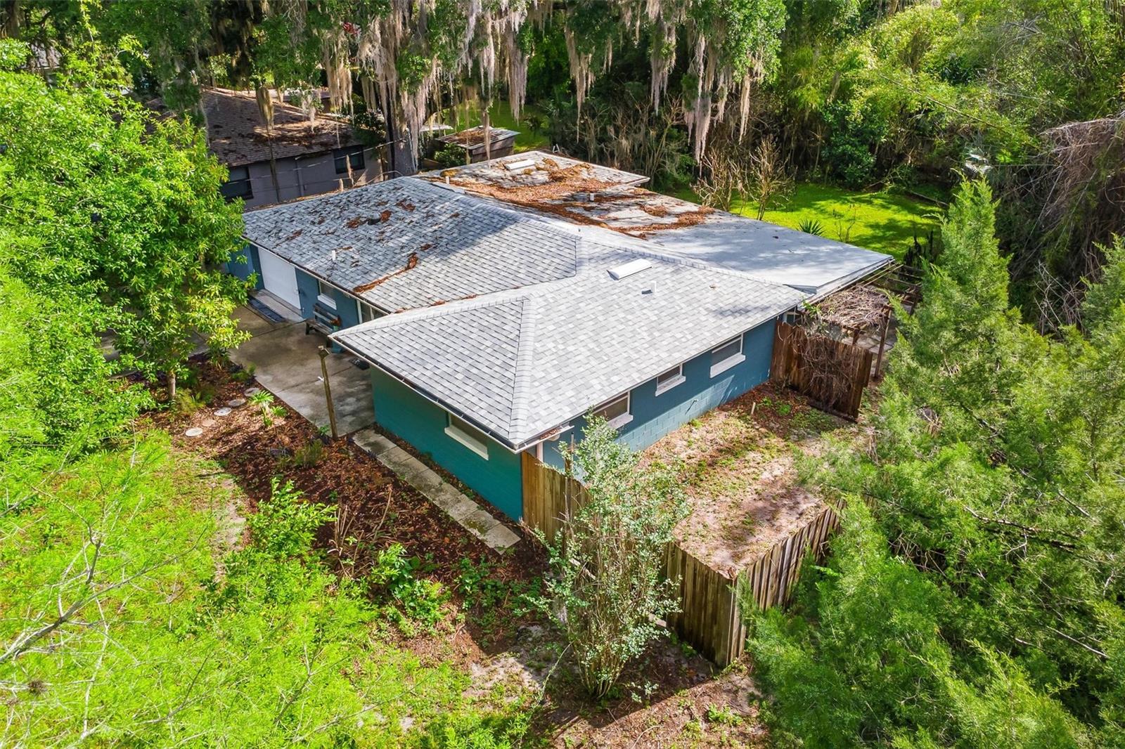 LAKE FOREST - Residential