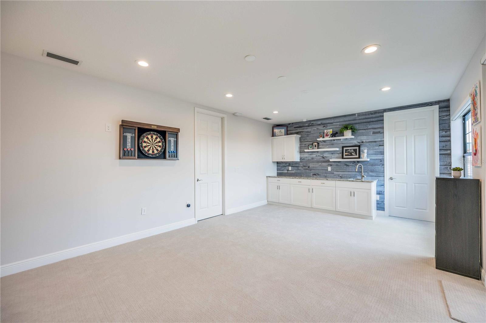 RIVERDALE REV - Residential