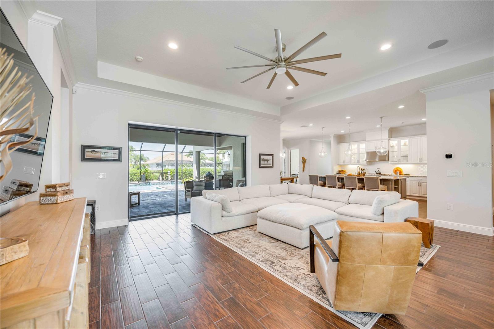 RIVERDALE REV - Residential