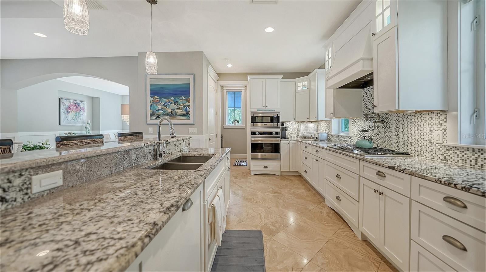 COLLIER WALKER - Residential