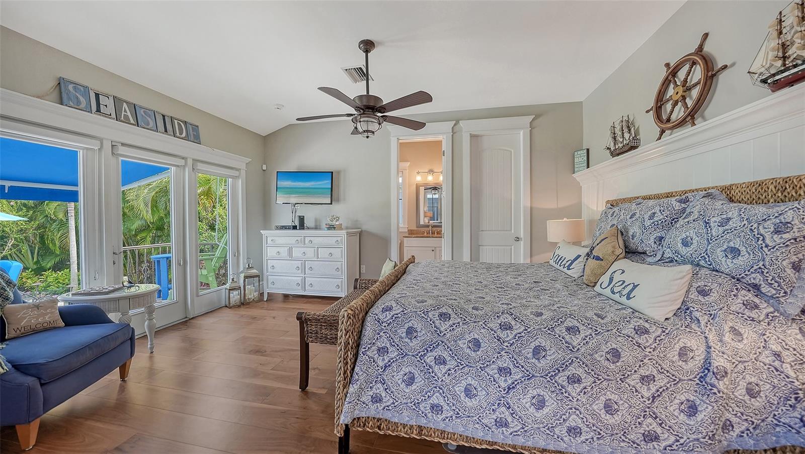 COLLIER WALKER - Residential