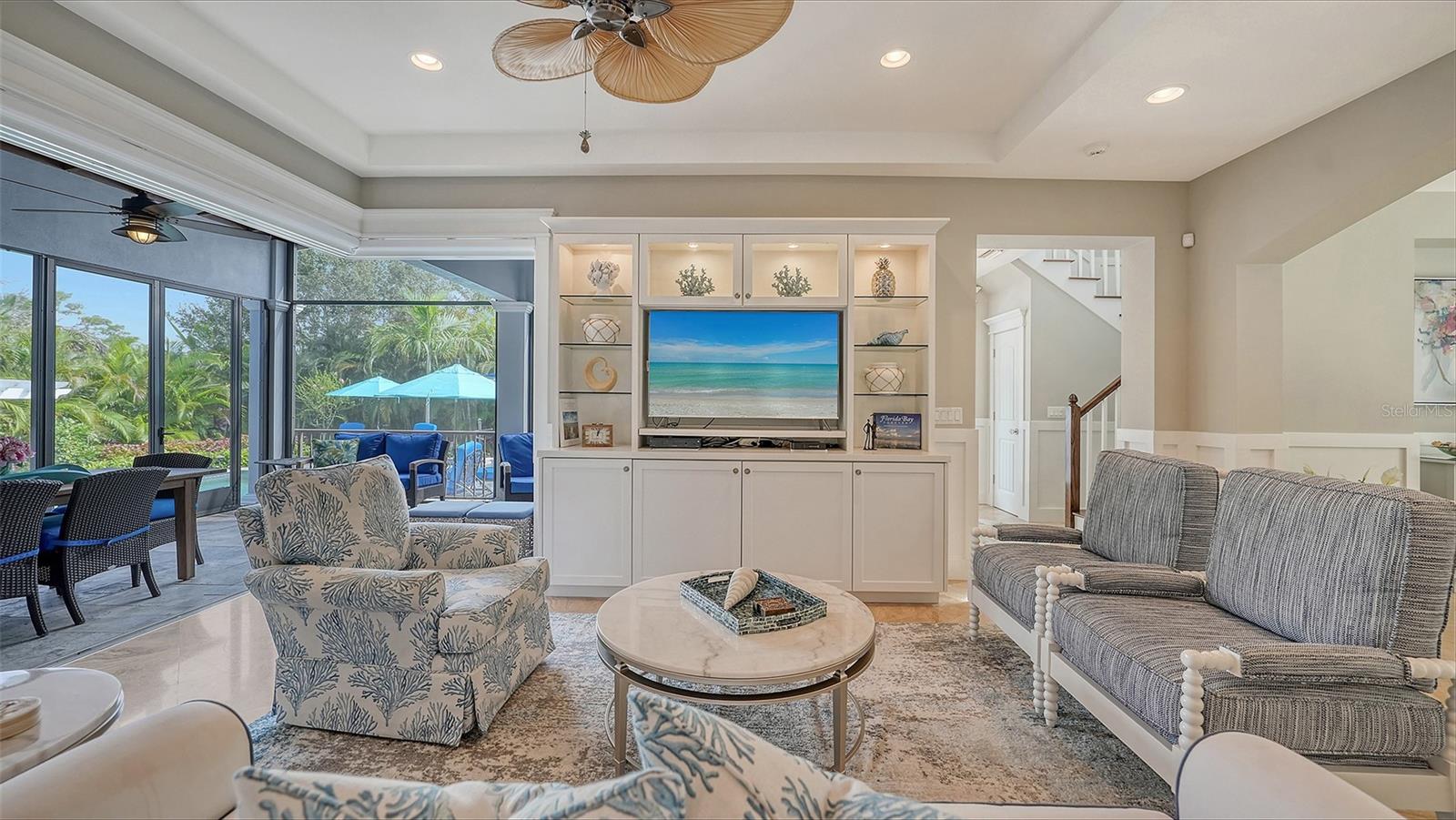 COLLIER WALKER - Residential