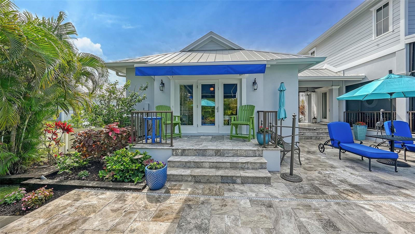 COLLIER WALKER - Residential