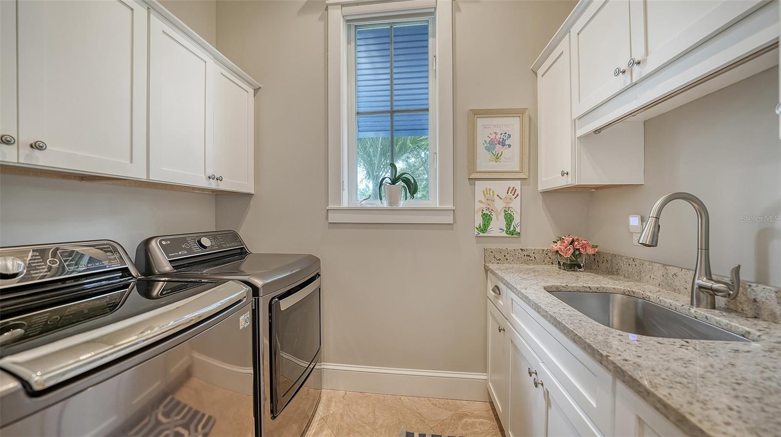 COLLIER WALKER - Residential